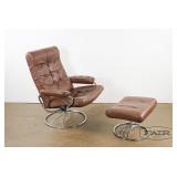 Eckornes Stressless lounge chair with an ottoman