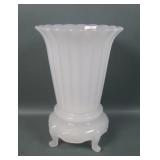 Beamont Opaque White Fer-lux Vase with 4 Ftd Base