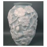 Phoenix Matte Green/White Wild Rose Vase