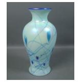 Fenton/Fetty iridised Hanging Hearts Vase