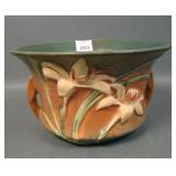 Roseville Potte Brown Zephyr Lily Bowl