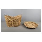2 Pc Woven Whicker Basket & Plate Holder