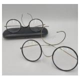 2 Pair Antique Windsor Black Bakelite Round Rim &