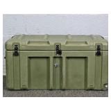 Heavy Duty Plastic Foot Locker W/ 2 Interior Trays