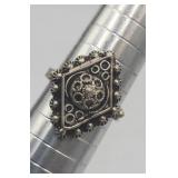 Sterling Silver Ornate Ring Sz  7.5 Ring 3.6g