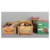 Lot Christmas Village Buildings & Ornaments