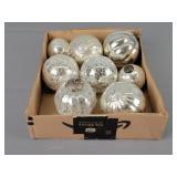 8x The Bid Beautiful Heavy Glass Ornament