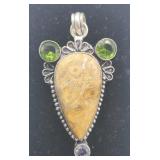 .925 Rock Chalcedony Peridot Gemstone Ethnic