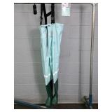 Hisea Kids Nylon Pvc Chest Waders Size 14/15