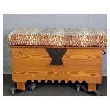 Vintage Non Locking Solid Pine Blanket Chest