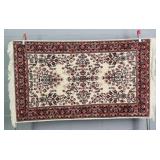 100% Wool Hand Knotted Oriental Rug