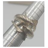 Sterling Silver Dolphins Sz 6 Ring  8.g