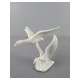 Kaiser White Ceramic Crane