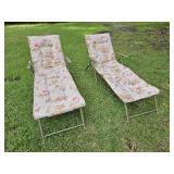 2x The Bid Folding Chaise Lounge