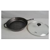 Lodge 12" Cast Iron Pan W/ Glass Lid