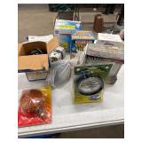 LOT ASSORTED UTILITY LIGHTS
