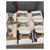 LOT ASSORTED DECORATIVE PLATES