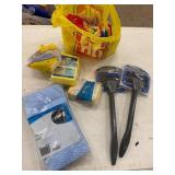 LOT ASSORTED SPONGES / CLEANING CLOTH