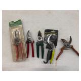 LOT ASSORTED PRUNERS