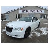 2013 CHRYSLER 300 242982 KMS
