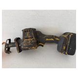DEWALT RECIPROCATING SAW