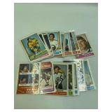 1974-75 O PEE CHEE NHL HOCKEY LOT OF 25 DIFFERENT