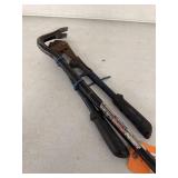 MASTERCRAFT 14' BOLT CUTTERS & 24'  WRECKING BAR