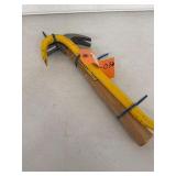 LOT STANLEY HAMMER, SMALL PRYBAR