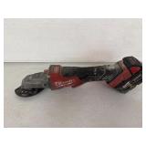 MILWAUKEE 5' GRINDER WITH BATTERY