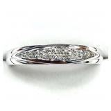 10KT WHITE GOLD NATURAL DIAMOND (0.20CT) RING,