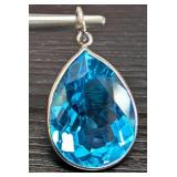 10K(1.46G),  BLUE TOPAZ (6.65CT) PENDANT