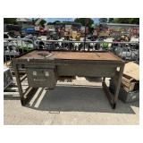 CLEANING PAINT GUNS TABLE APPROX 6 X 3 FT