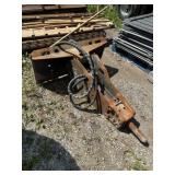 BOBCAT B850 SKID STEER CONCRETE BREAKER