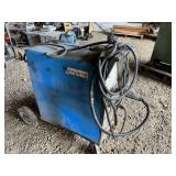 AIR LIQUID M200 MIG WELDER