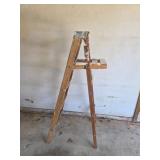 4ft Wooden Step Ladder
