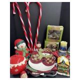 Assorted Christmas Dï¿½cor