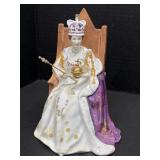 Royal Doulton - Queen Elizabeth Coronation Hn 4476