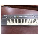Realistic Keyboard - Concertmate-660 - No Cord