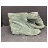 Green Suede Boots - no maker or size indicated