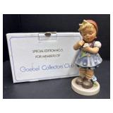 Hummel Figurine - Daisies Donï¿½t Tell