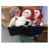 Storage Tote With Raggedy Ann Dolls And Beanie