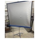 Da-Lite projection screen. 50x50 "