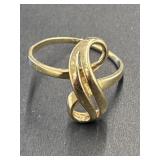 Ring Stamped 10 K approx. size 7