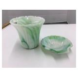 Green Swirl Vase And Sea Shell Shape Dish , 3 1
