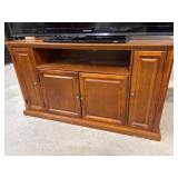 Entertainment Console, 60x22x34 '