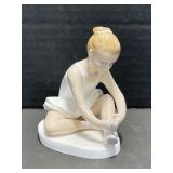 Royal Doulton Figurine - Ballet Shoes  HN3434