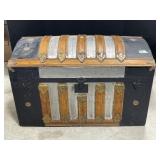 Hump Back Travel Trunk with inside Tray