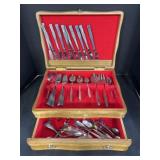 Haddon Hall Cutlery in Chest