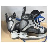 Easton Youth Skates Size Y9