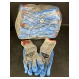 Package Of Dexterity Max Gloves Sz7